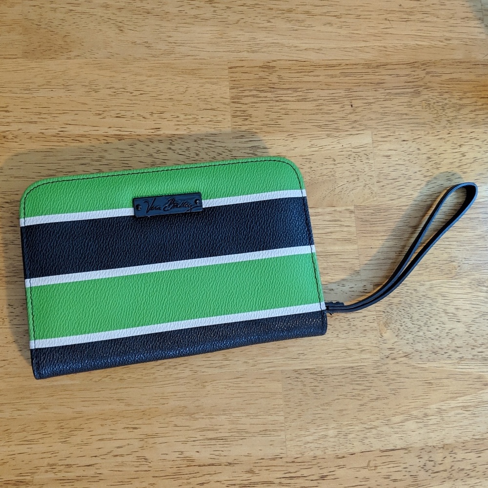 Vera Bradley pleather wristlet